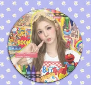 YUHA HEARTS2HEARTS badge (52Mm)